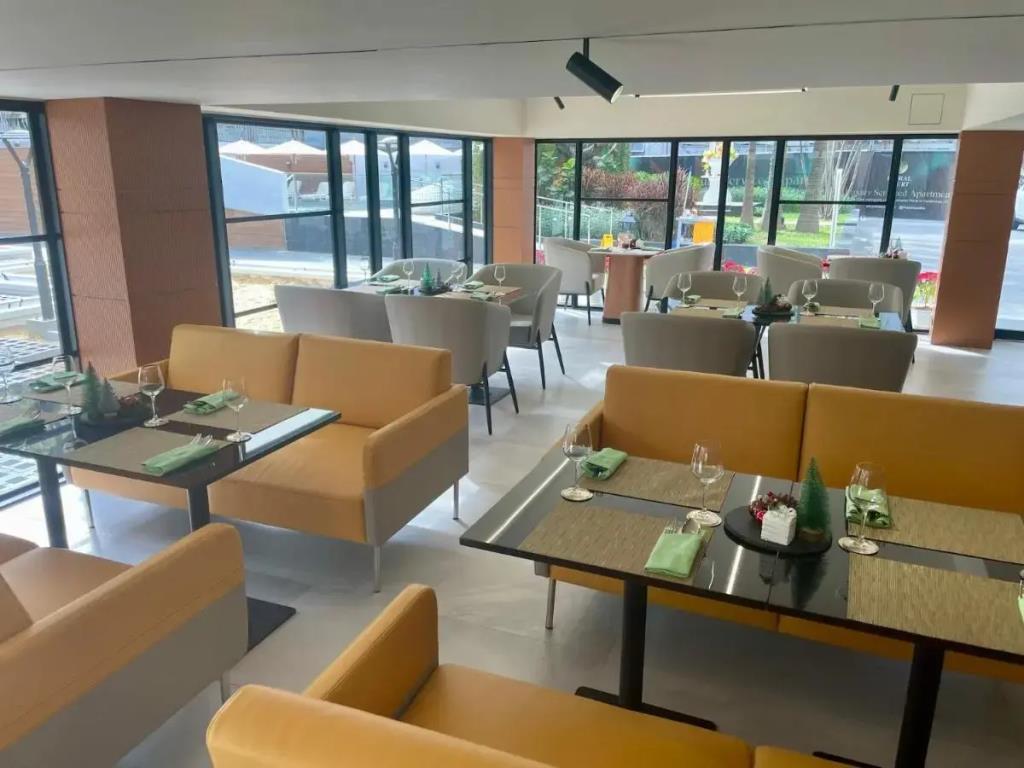 Floral Court Hotel & Residence Sukhumvit 13 4*