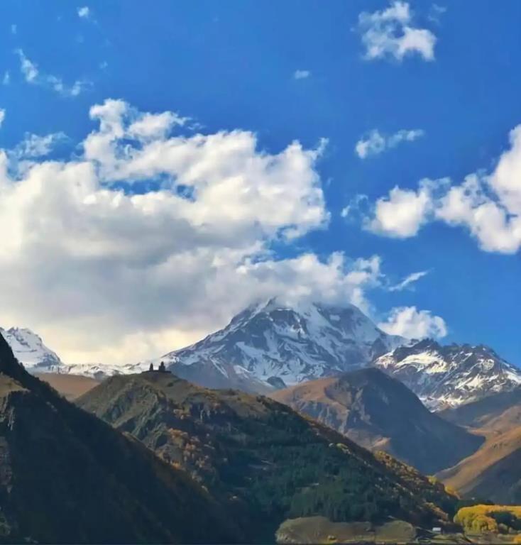 Hotel Axien Kazbegi 3*