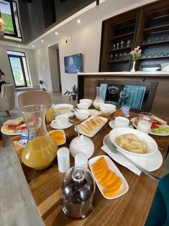 Hotel Axien Kazbegi 3*