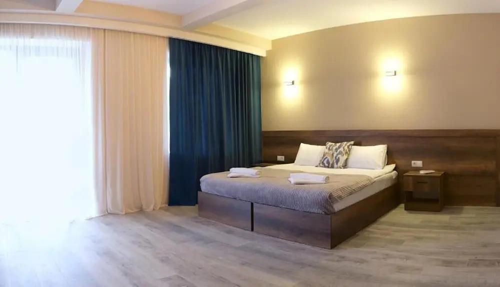 Hotel Axien Kazbegi 3*
