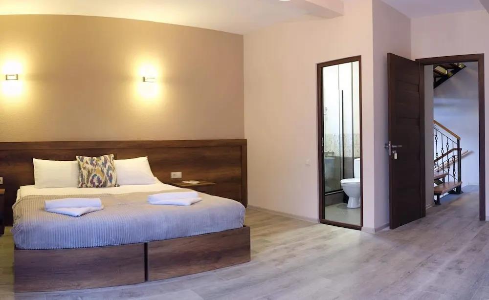 Hotel Axien Kazbegi 3*