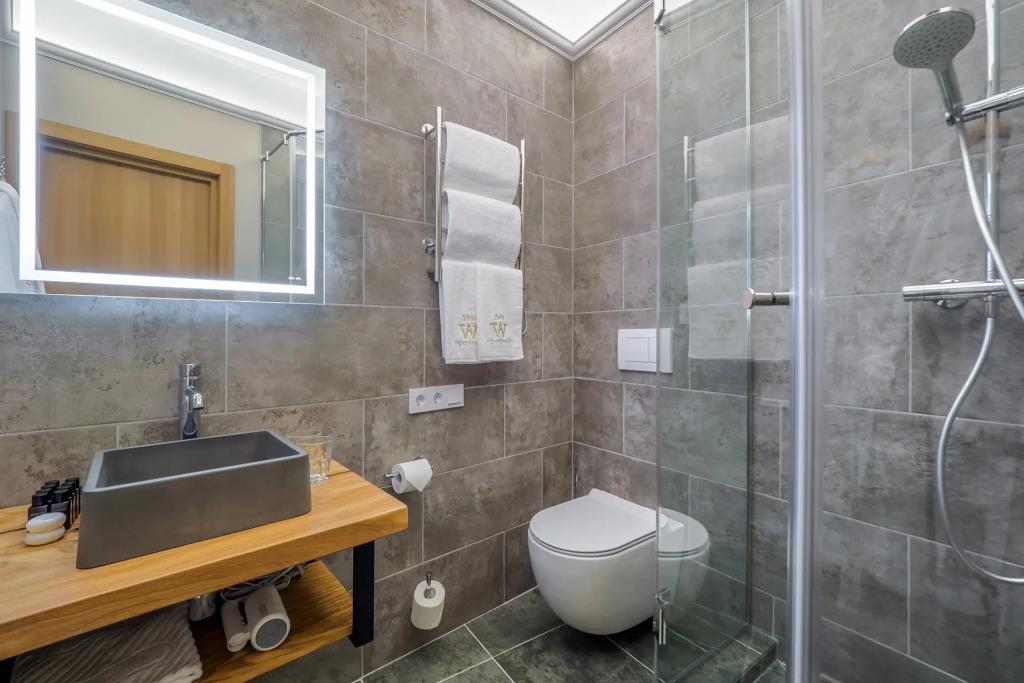 Dom Tat Hotel 3*