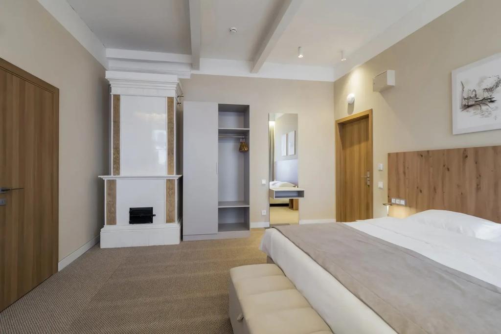 Dom Tat Hotel 3*