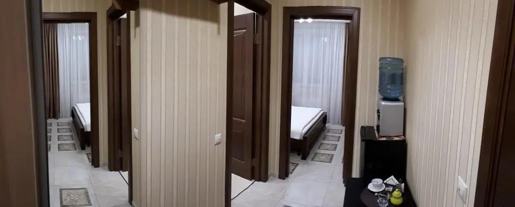 Den i noch Profsoyuznaya 0*