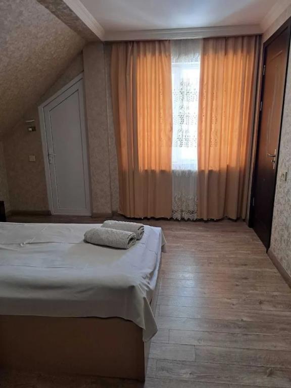 Tsisartkela 3*