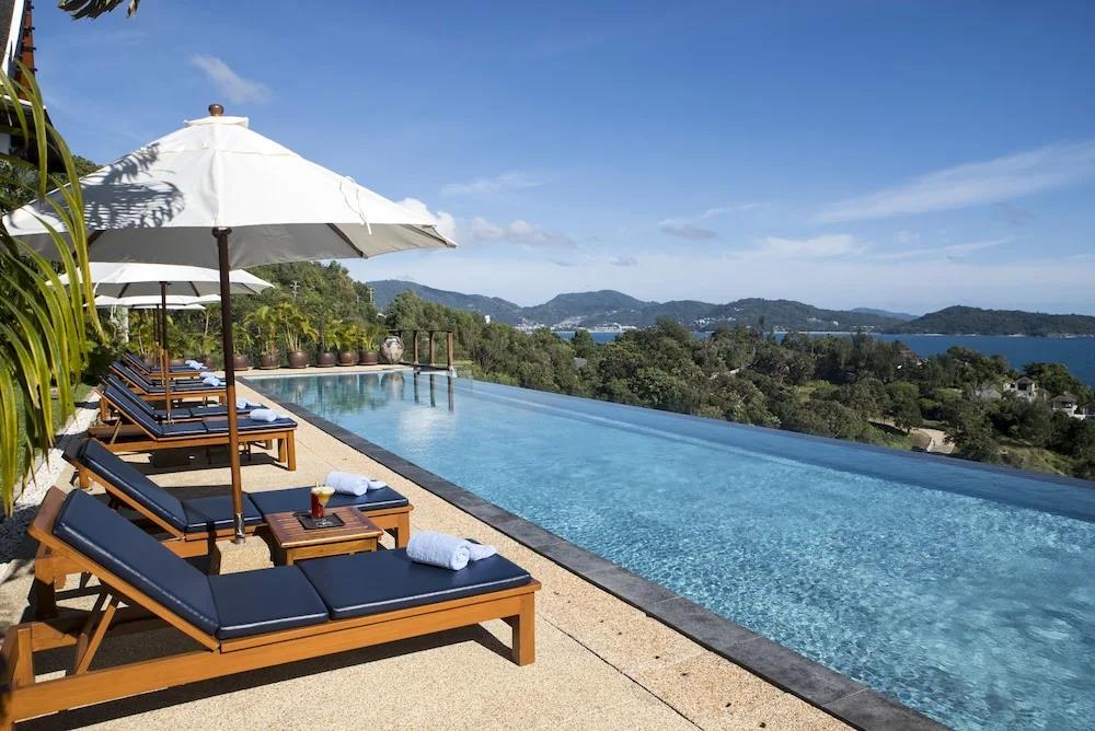 Villa Aye 0*