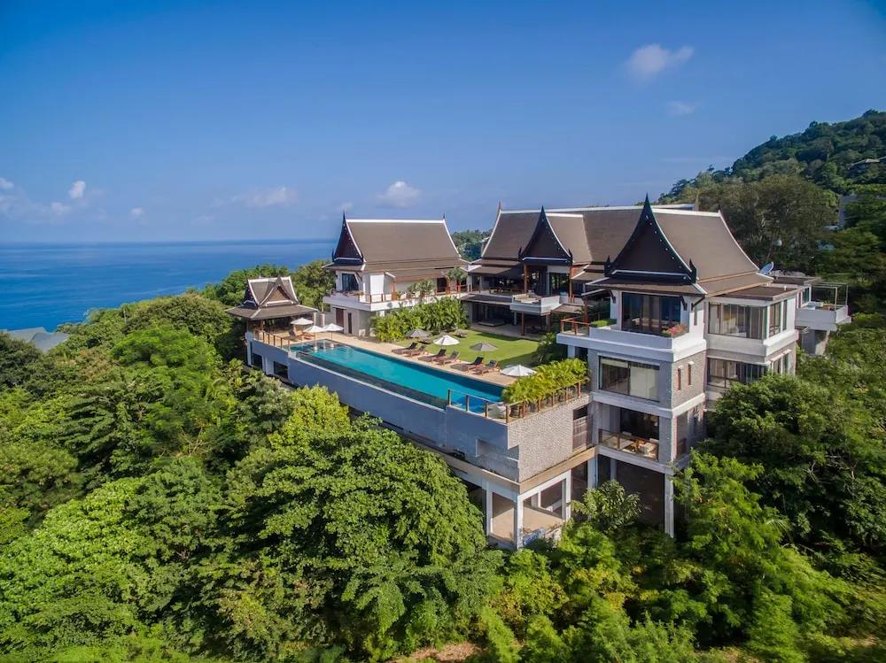 Villa Aye 0*