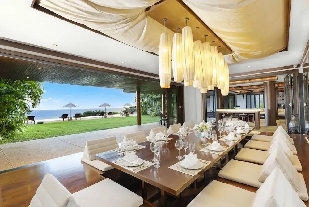 Villa Aye 0*