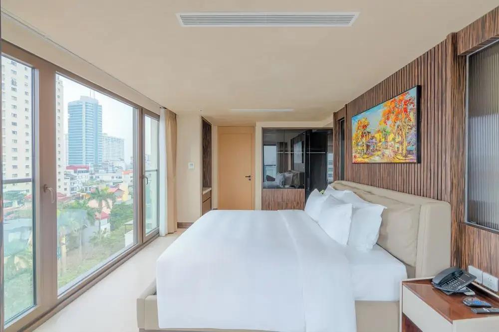 The Five Suites Lilas 0*