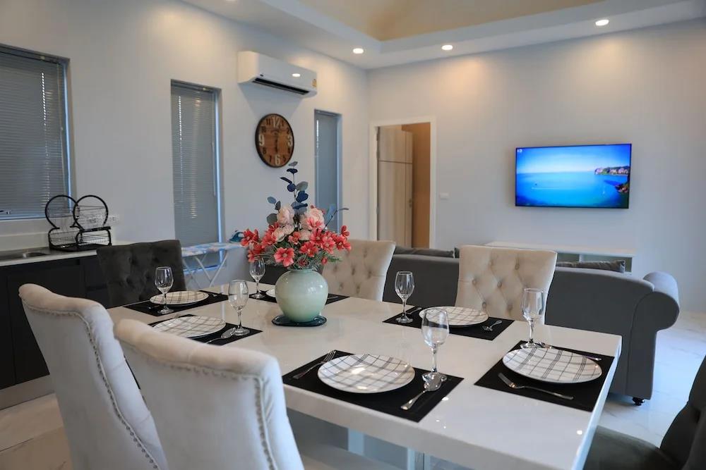 Costa Lota villa 3 bedroom in Rawai 0*