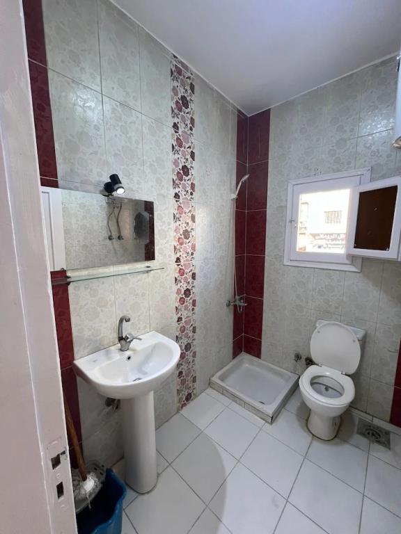 Comfy One-Bedroom Apartment 0*