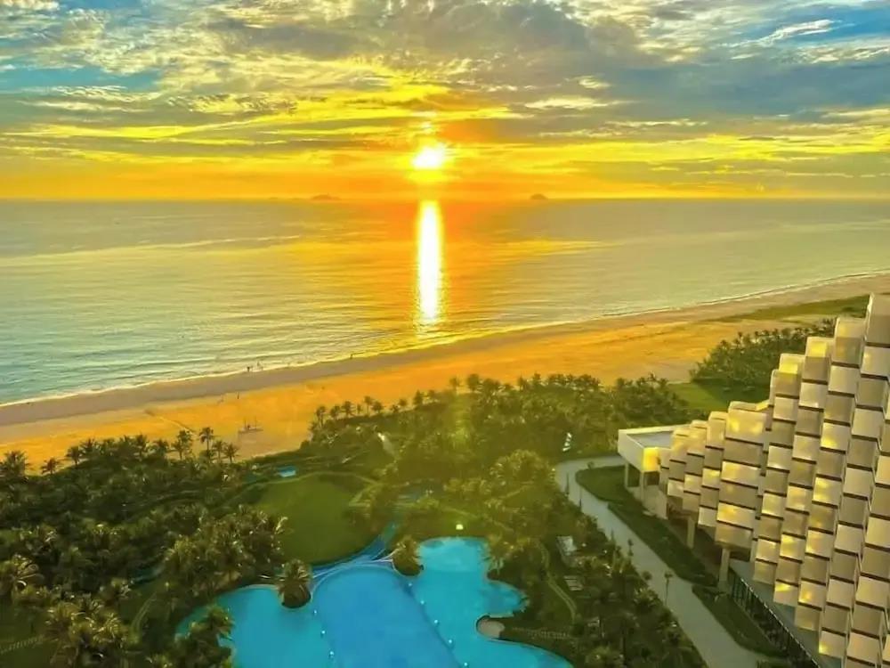 Sunshine Cam Ranh See View 3*