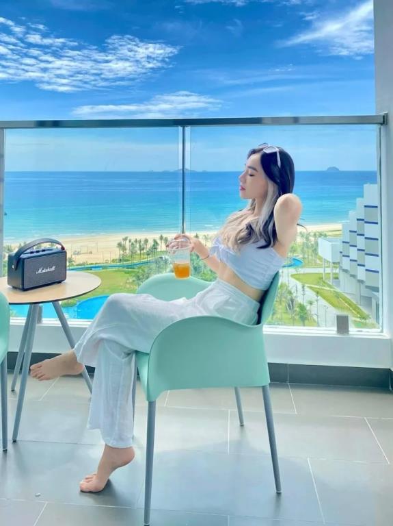 Sunshine Cam Ranh See View 3*
