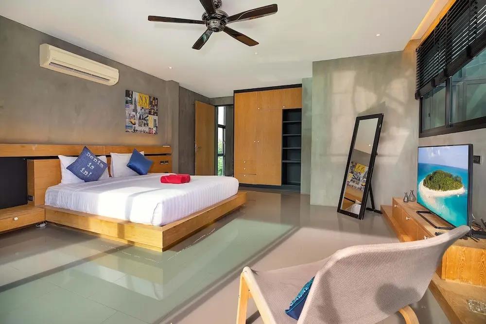 Avant-Garde 4BR Pool Villa Otero Kamala 0*