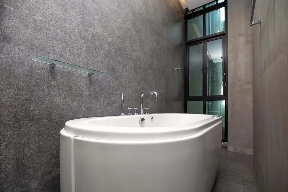 Avant-Garde 4BR Pool Villa Otero Kamala 0*