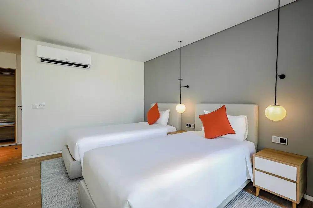 Sailing Pool Villas & Resort Phu Quoc 4*