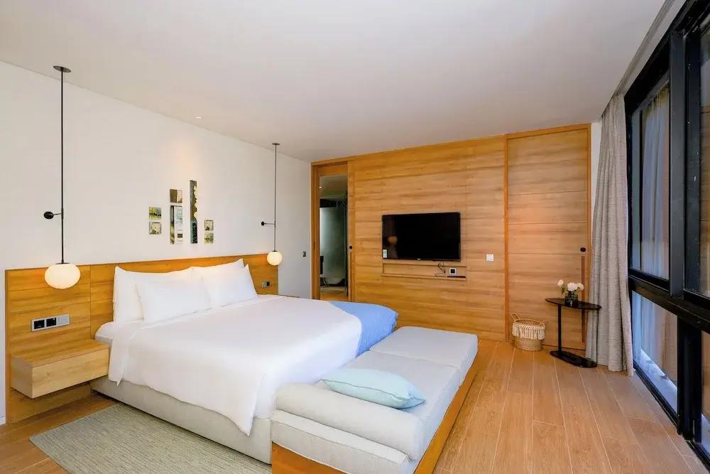 Sailing Pool Villas & Resort Phu Quoc 4*