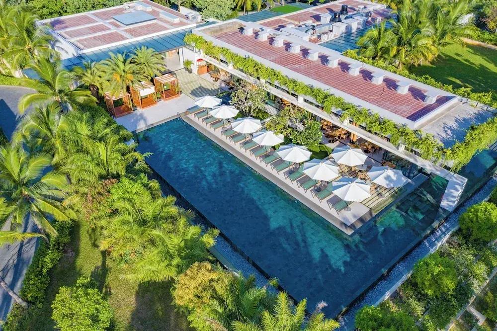 Sailing Pool Villas & Resort Phu Quoc 4*