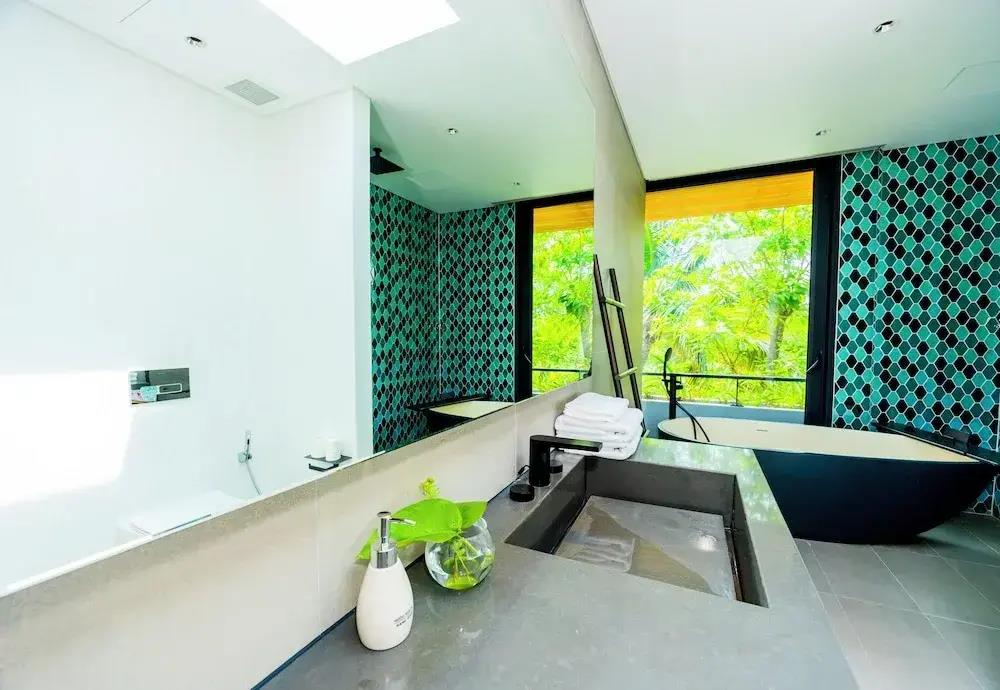 Sailing Pool Villas & Resort Phu Quoc 4*
