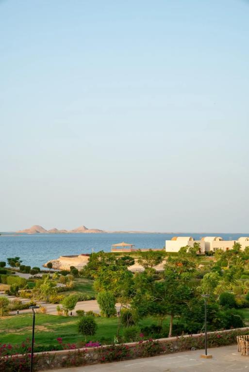 Resort Azal Lagoons Resort Abu Simbel 3*