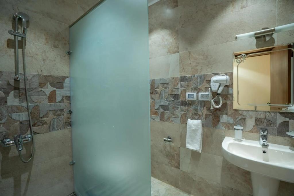 Resort Azal Lagoons Resort Abu Simbel 3*