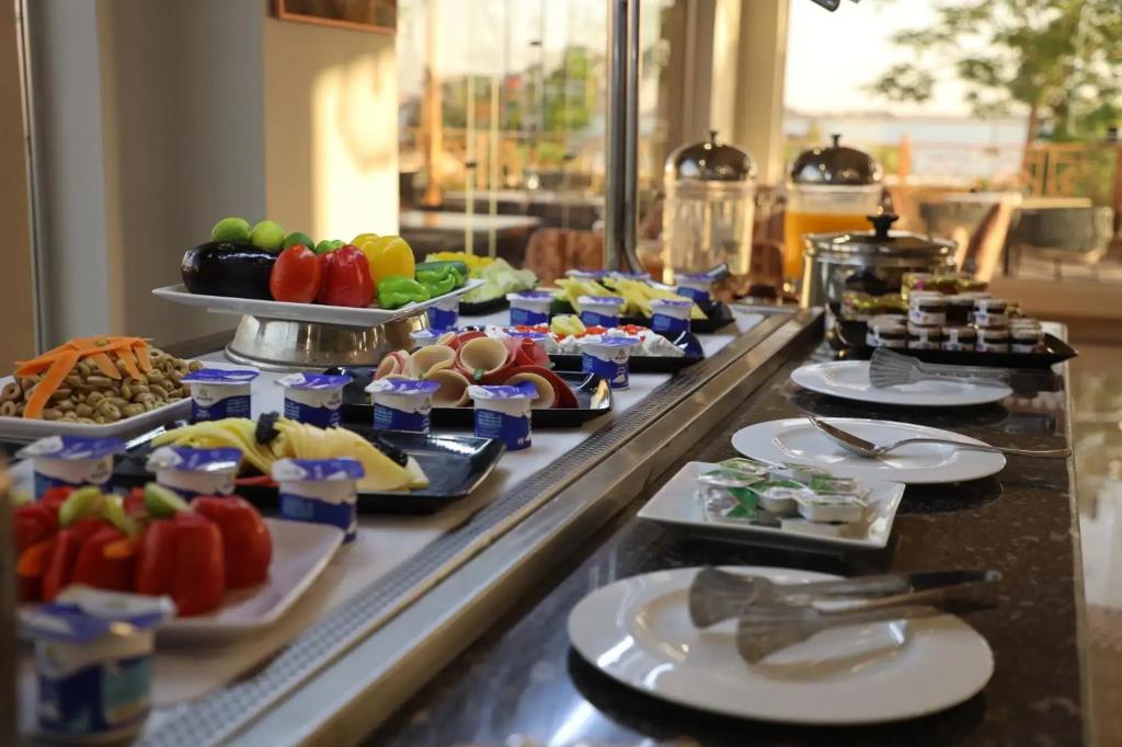 Resort Azal Lagoons Resort Abu Simbel 3*