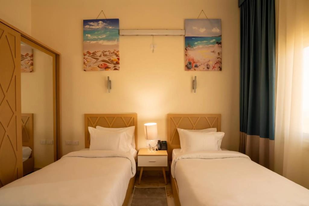 Resort Azal Lagoons Resort Abu Simbel 3*