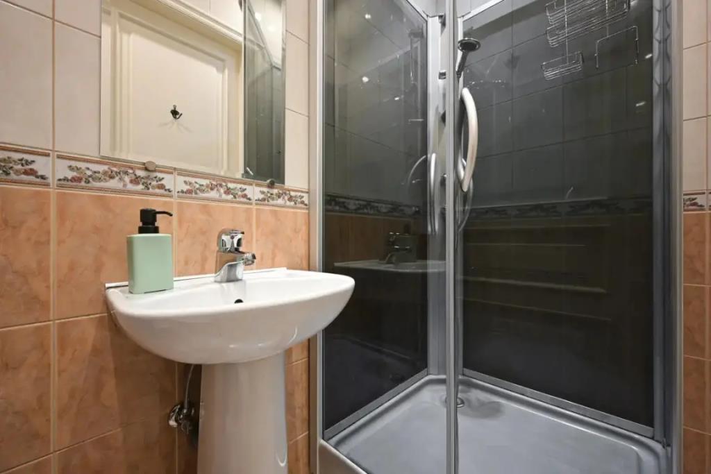 1912 U Anichkova Mosta №1 Apartments 0*
