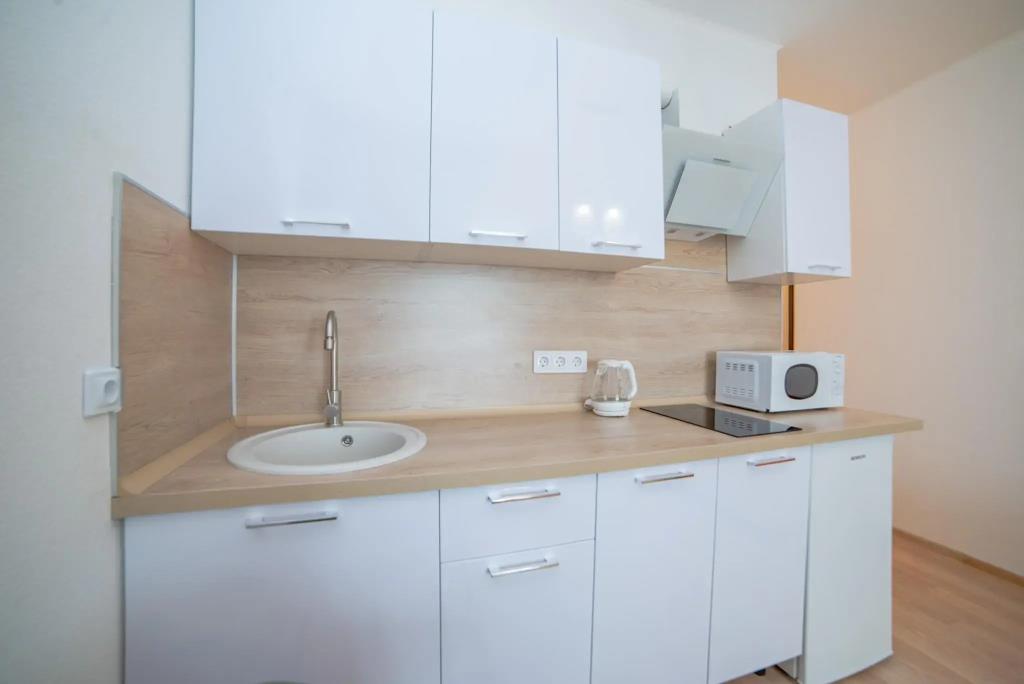 BeGuest Apartments (BiGest) on Repin 77 0*