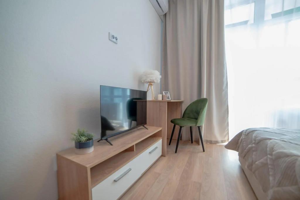 BeGuest Apartments (BiGest) on Repin 77 0*