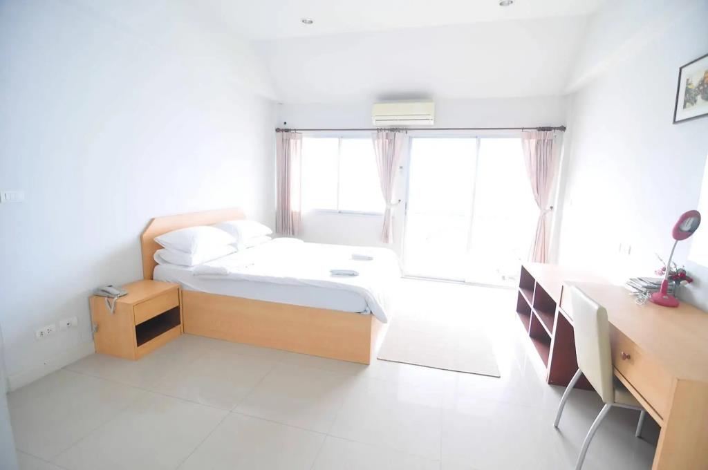GreenVille Resort & Serviced Apartment 2*