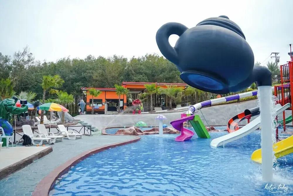 Chomview Lanta Water Park Resort 3*