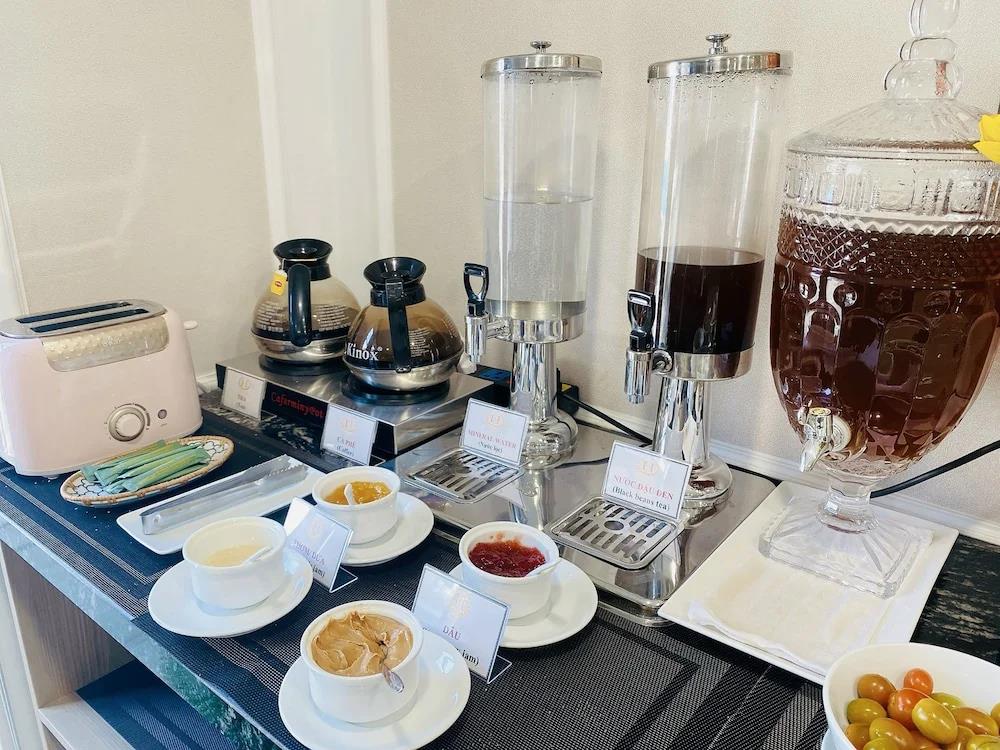 Hera Luxury Hotel 3*