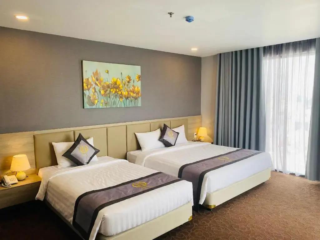 Hera Luxury Hotel 3*