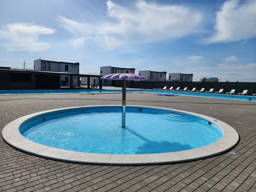 SHONDI Hotel 3*
