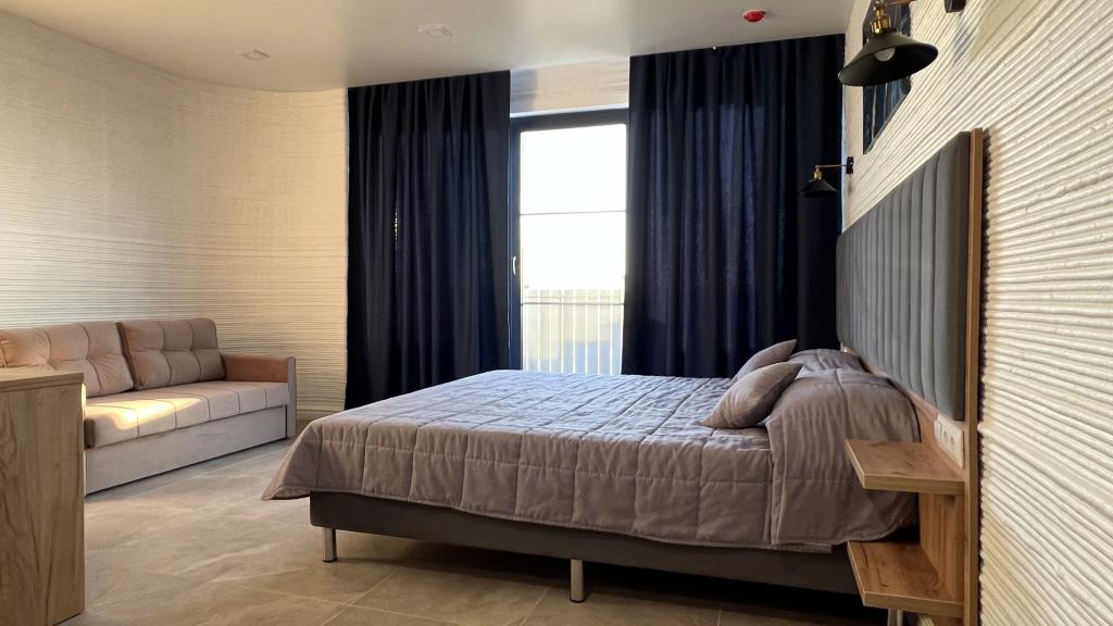 SHONDI Hotel 3*