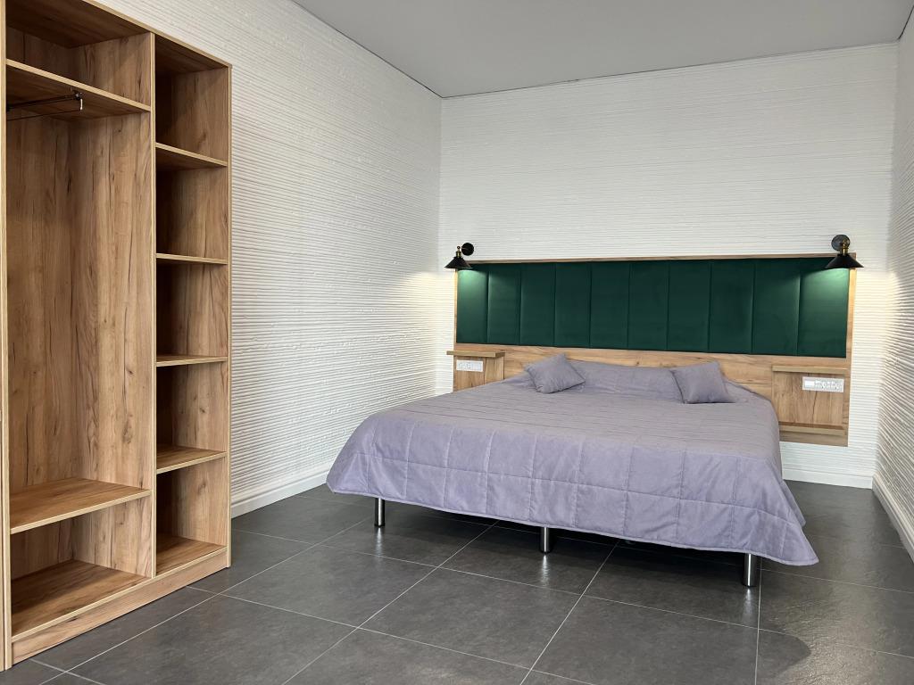 SHONDI Hotel 3*