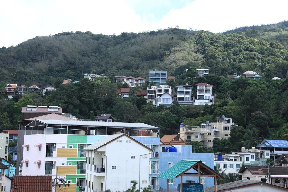 RQ Phuket Patong Beach by Collection O 2*