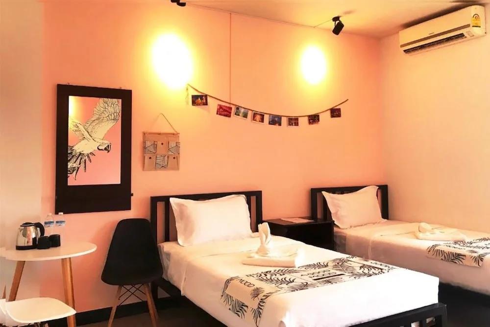 RQ Phuket Patong Beach by Collection O 2*