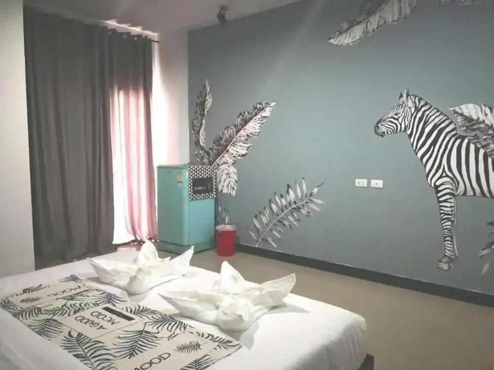 RQ Phuket Patong Beach by Collection O 2*