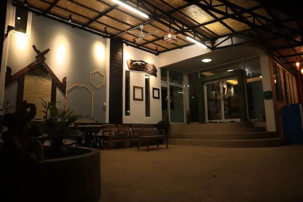RQ Phuket Patong Beach by Collection O 2*