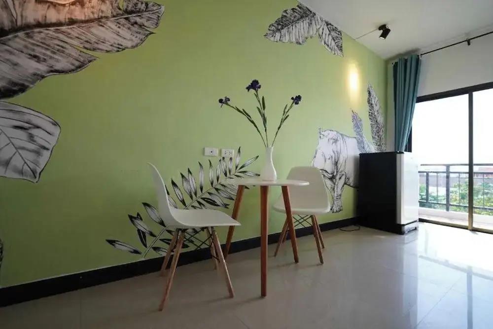 RQ Phuket Patong Beach by Collection O 2*