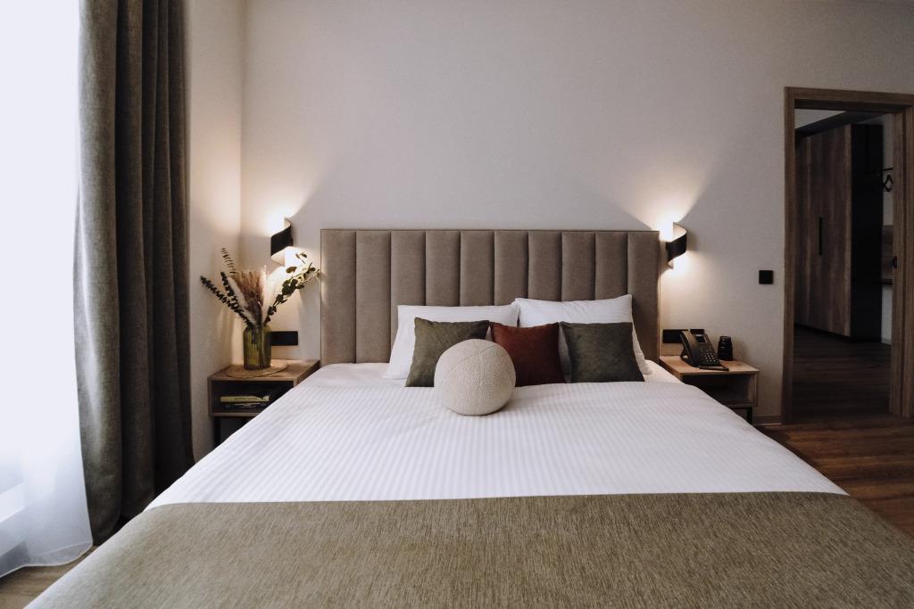 Premier Hotel 4*