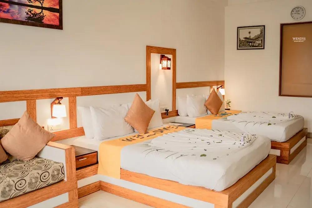 G.M.T. Sorabora Village Hotel 2*