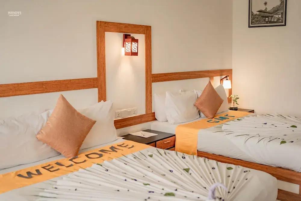 G.M.T. Sorabora Village Hotel 2*