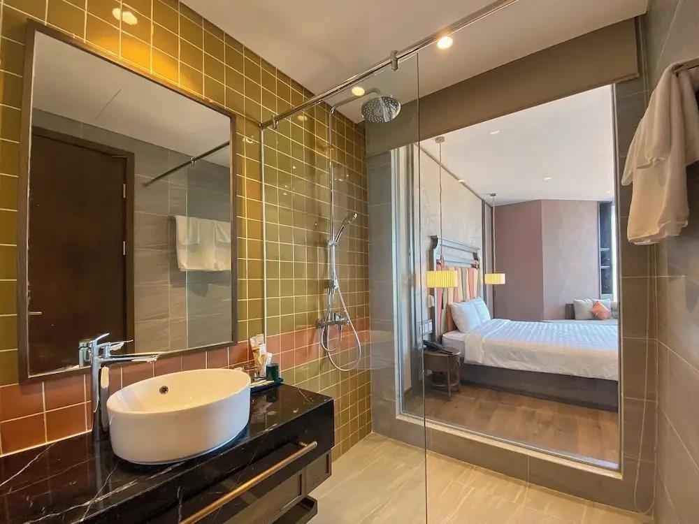 Apec Mandala Wyndham Suite Family 2*