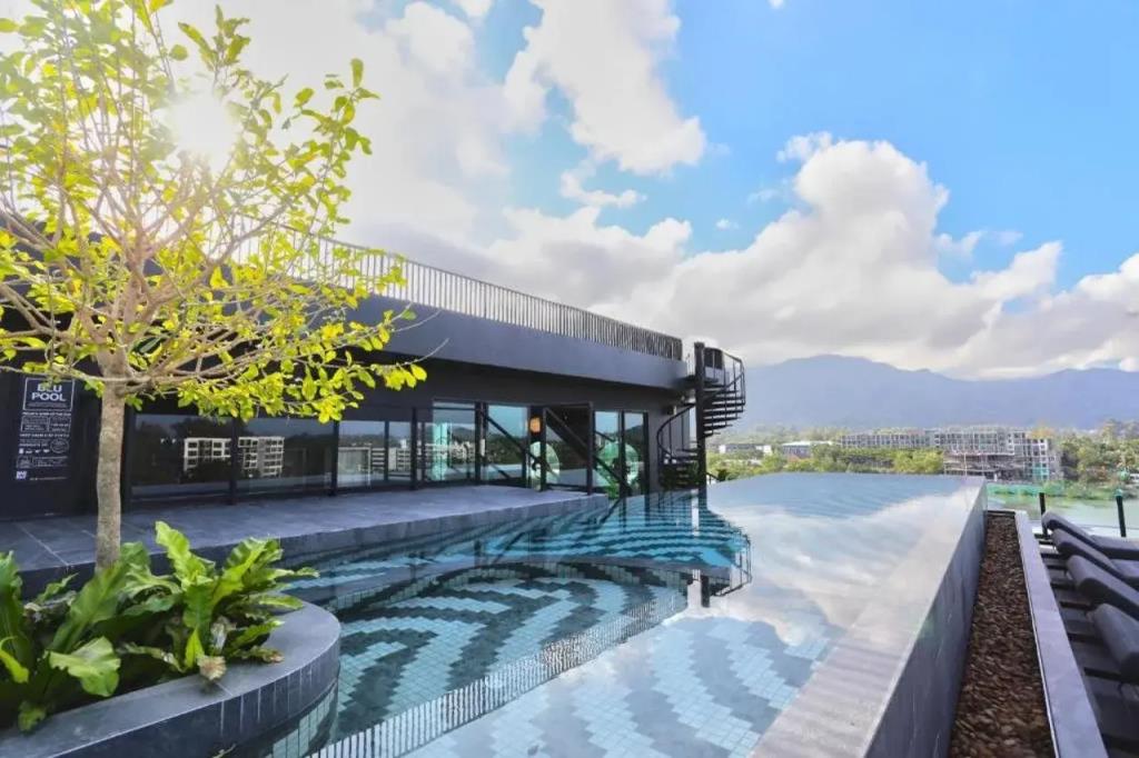 Blu Monkey Hub & Hotel Bangtao Beach Phuket 3*