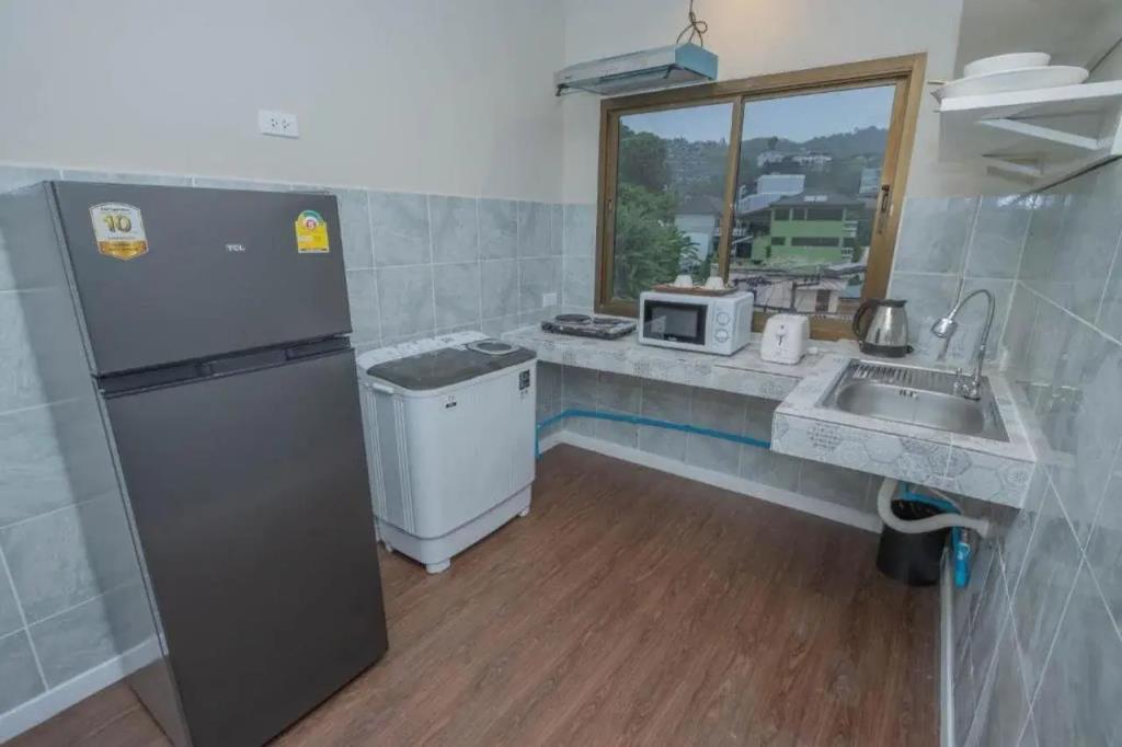 RoomQuest The Peak Patong Hill 0*