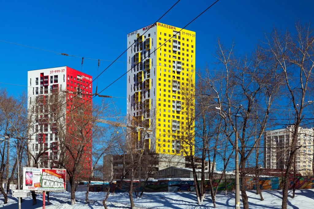 Tramvayny Pereulok 2/4 Flat 0*
