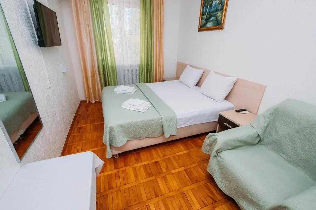 Поющие в терновнике 0*